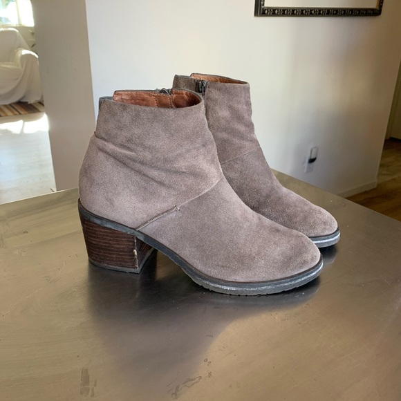 Genuine Suede Zip Ankle Bootie, Cement Gray - Picture 4 of 12